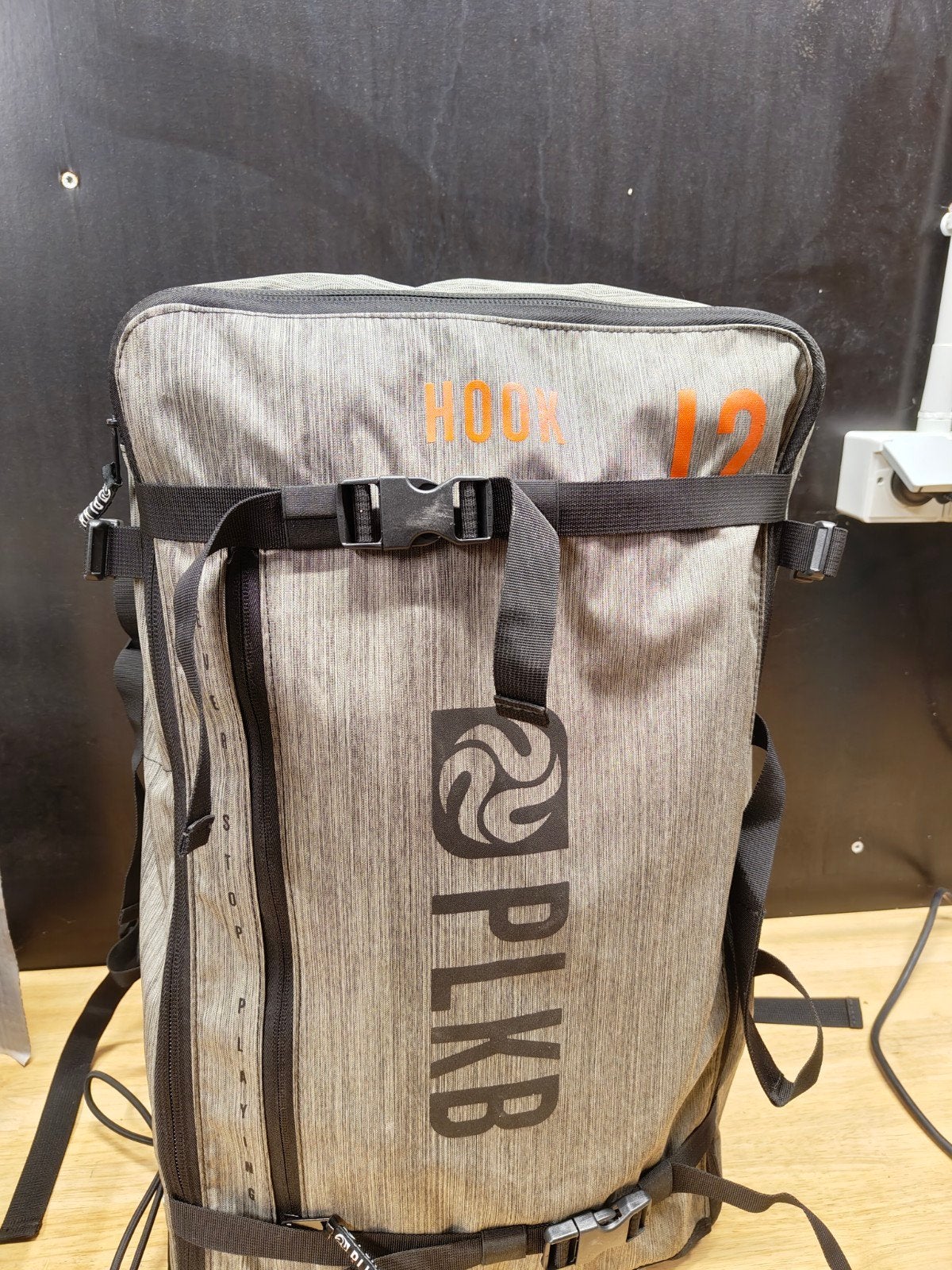 Kite PLKB hook 8 v3 12 m2, Watersport en Boten, Ophalen, Zo goed als nieuw, Kite