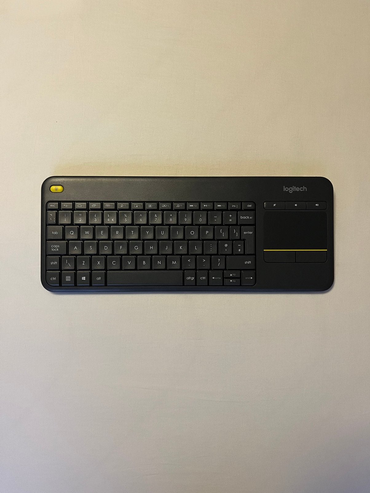 Écran tactile sans fil Logitech K400 Plus, Informatique & Logiciels, Enlèvement ou Envoi, Qwerty, Neuf, Sans fil
