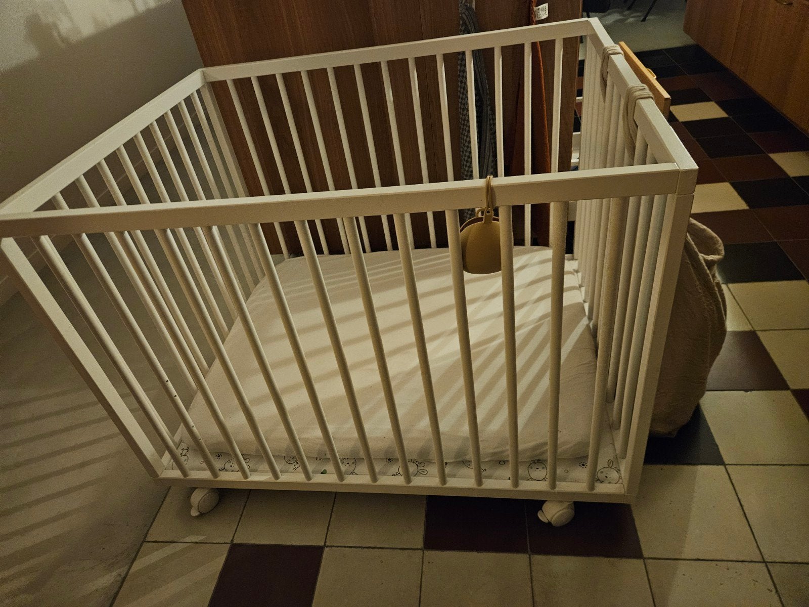 Babypark 3 hoogtes + matras, Kinderen en Baby's, Ophalen, Gebruikt, Rechthoekig, In hoogte verstelbaar