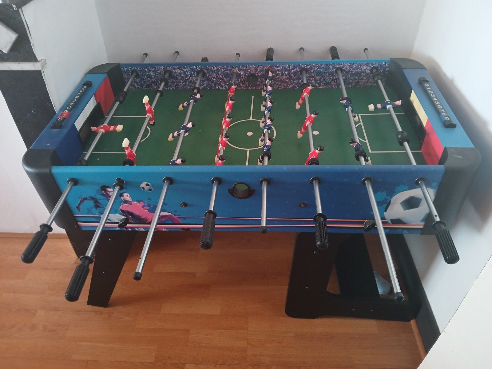 Tafelvoetbaltafel, Ophalen, Zo goed als nieuw