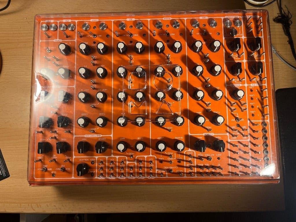 Pulsar 23 (Turret) Soma + hoesje + schermbeschermer, Muziek en Instrumenten, Ophalen, Zo goed als nieuw, Overige merken