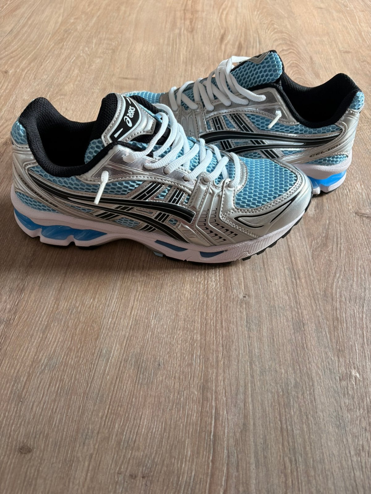 Asics, Sports & Fitness, Envoi, Comme neuf, Asics