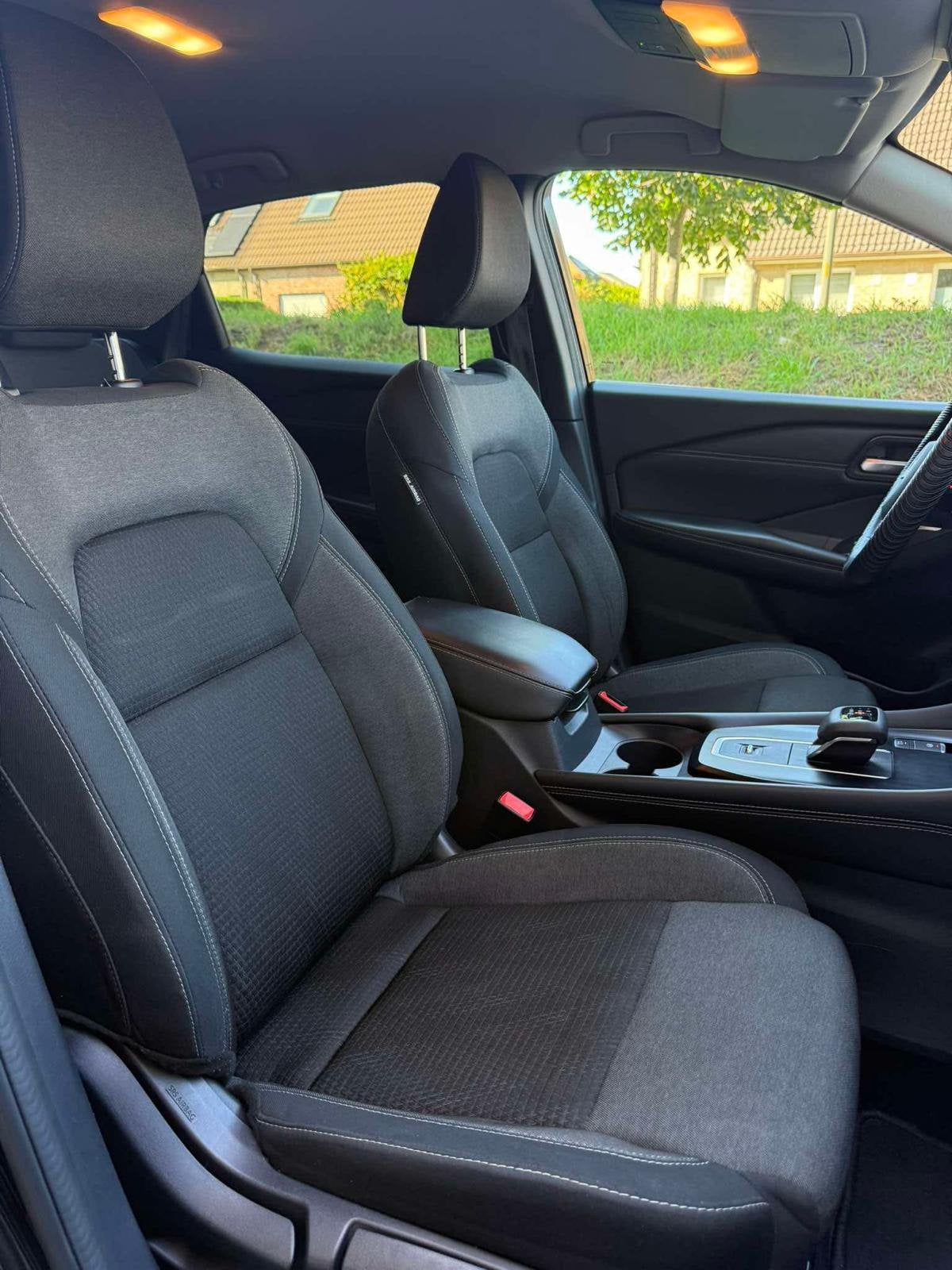 Nissan Qashqai 2023 76000 km, Auto's, Automaat, Stof, Zwart, 5 deurs