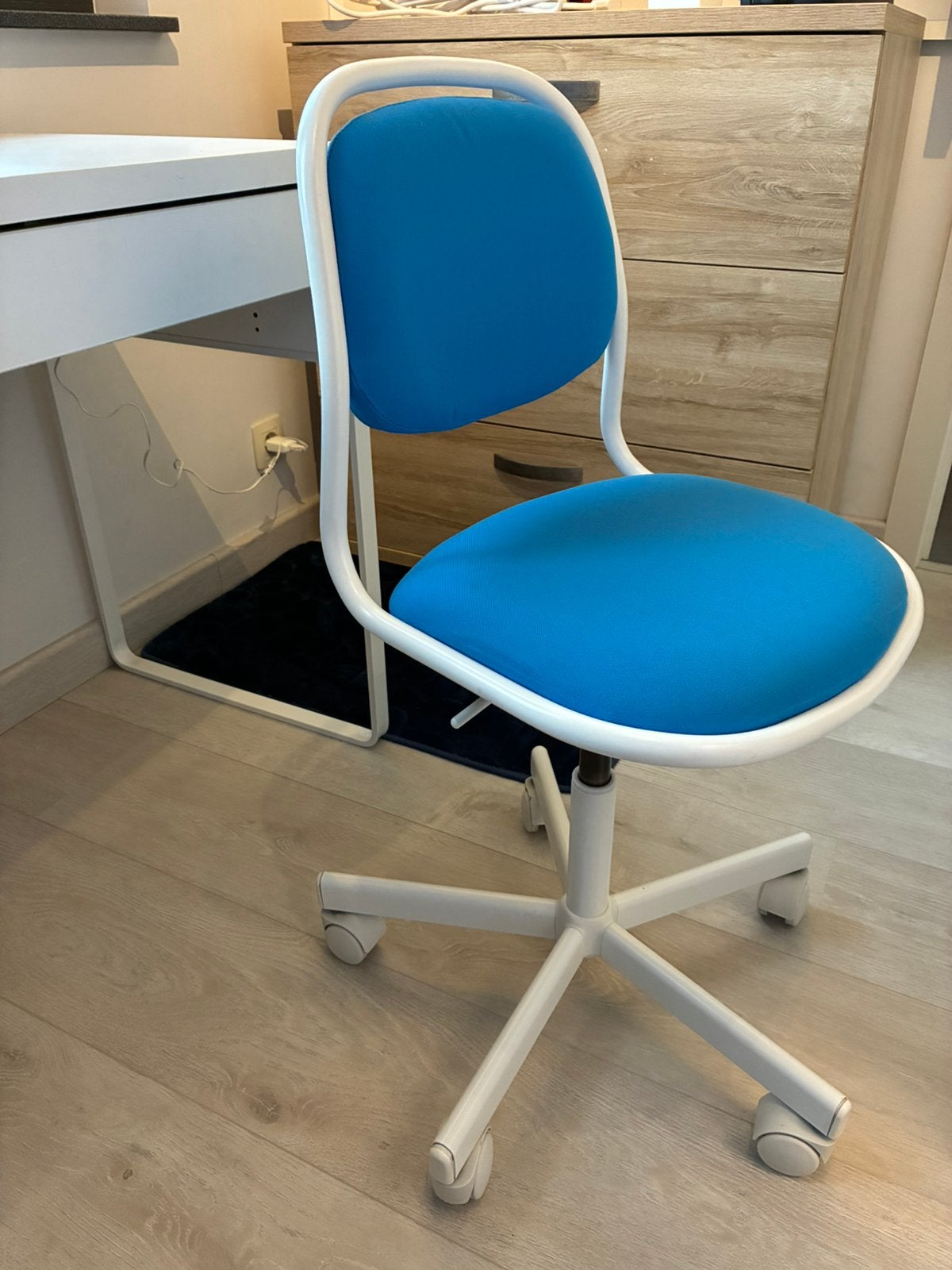 Bureaustoel kind Ikea, Ophalen, Zo goed als nieuw, Bureaustoel