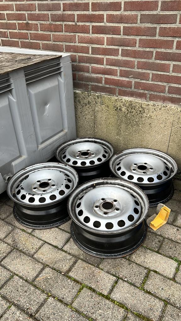 Set stalen Volkswagen velgen, Ophalen of Verzenden, Zo goed als nieuw