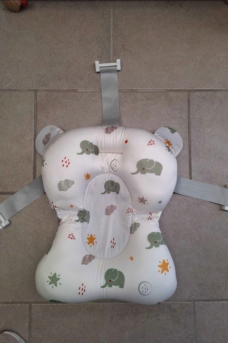 Babybad kussen 
Nieuw 
Nooit gebruikt 
Nieuwprijs €23, Huis en Inrichting, Ophalen
