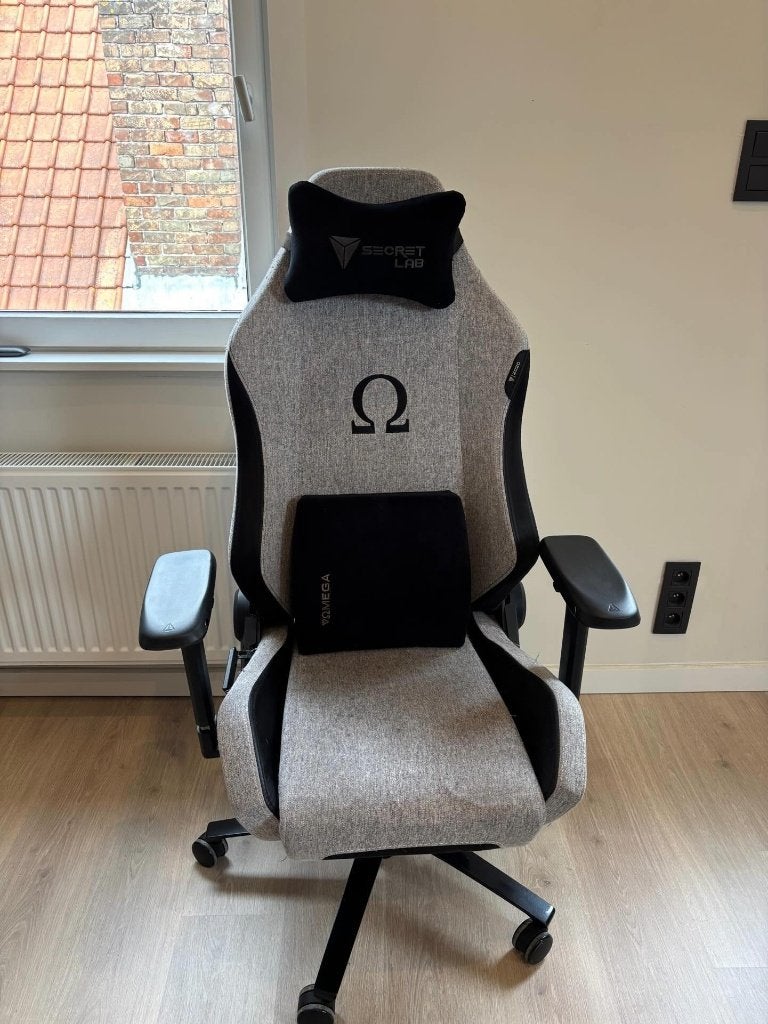 Secretlab Omega 2020 Cookies & Cream, Huis en Inrichting, Bureaustoelen, Gebruikt, Bureaustoel, Grijs, Gaming bureaustoel, Ophalen