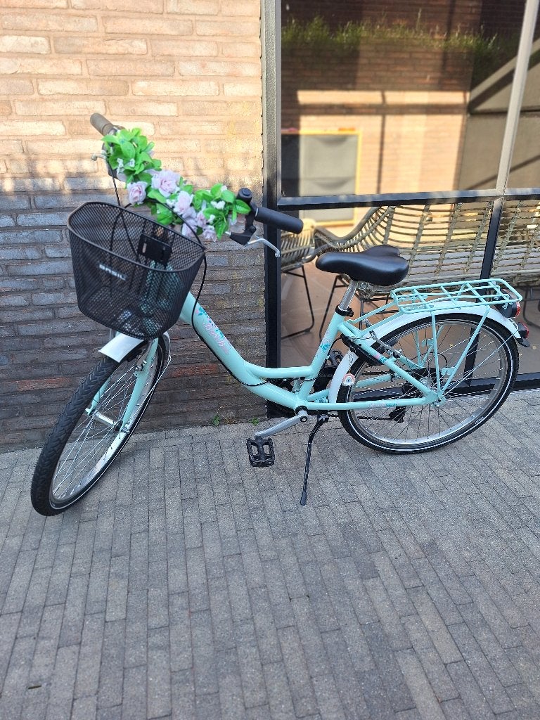 BNB meisjesfiets 24 inch, Vitesses, 24 pouces, Comme neuf, Enlèvement
