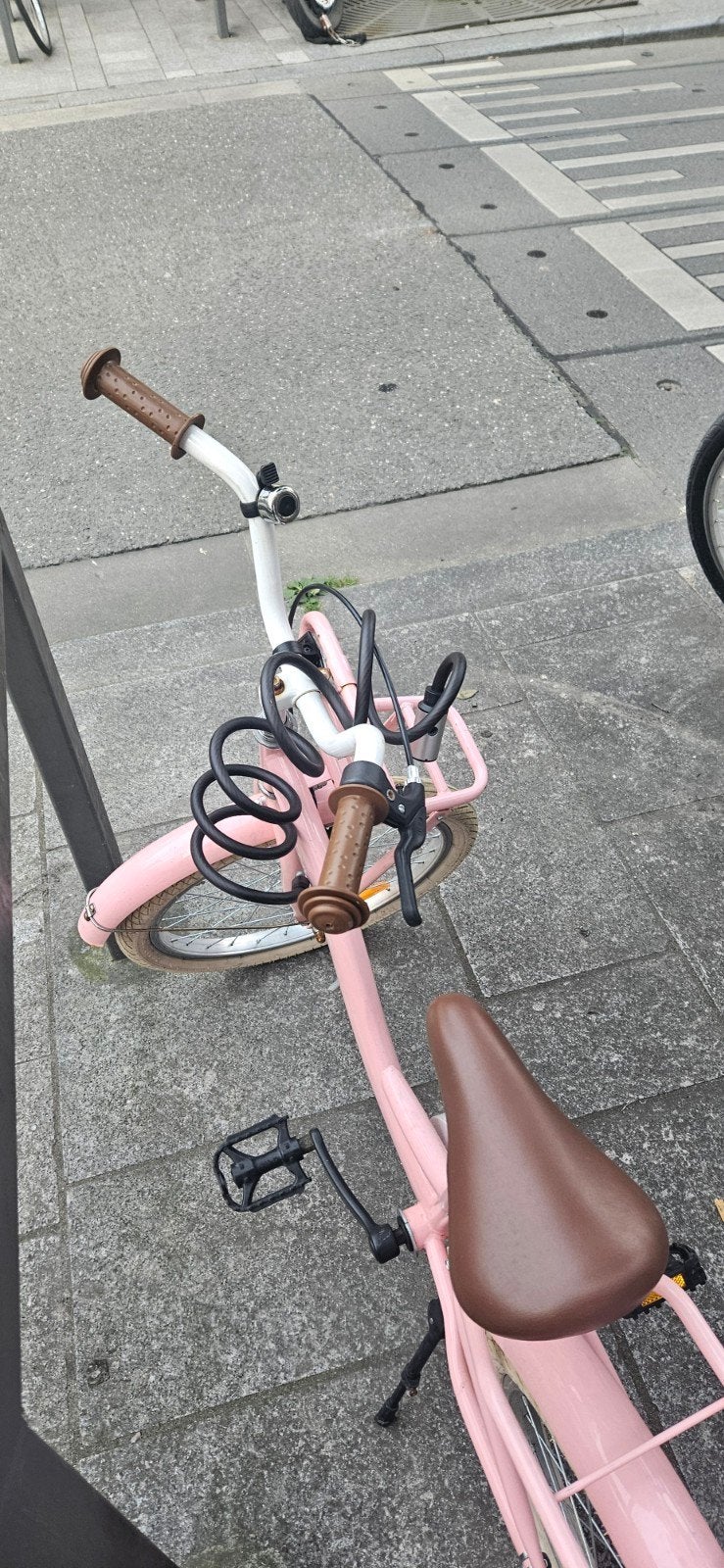 Vélo Sjoef Dolly pour filles, 18 pouces, rose, Frein à rétropédalage, 16 à 20 pouces, Enlèvement, Utilisé