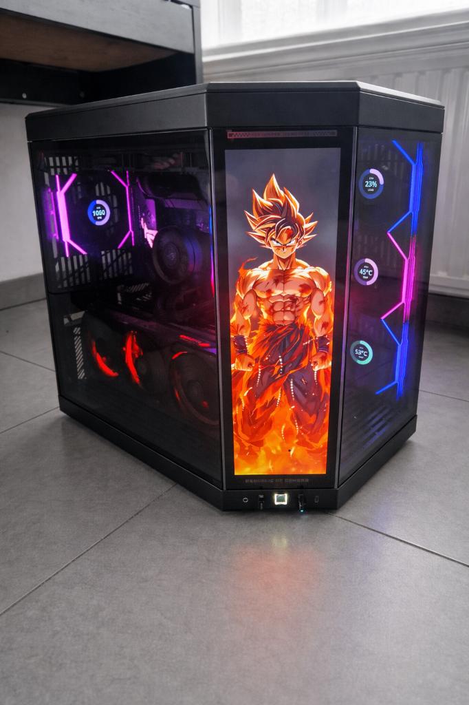 Hyte Y70 touch Ryzen 7 9800X3D/64GB RAM- RTX 5080 - GAME PC, Computers en Software, Ophalen, 64 GB of meer, Zo goed als nieuw