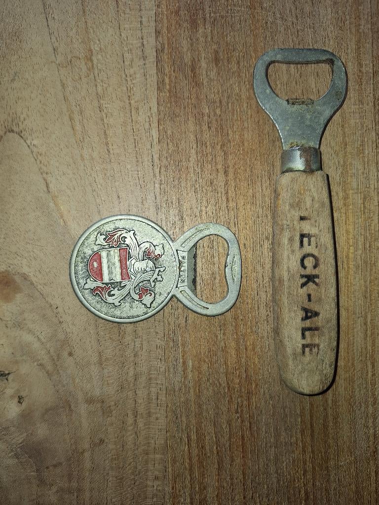 2 ouvres bouteilles, Verzamelen, Biermerken, Gebruikt, Flesopener, Ophalen