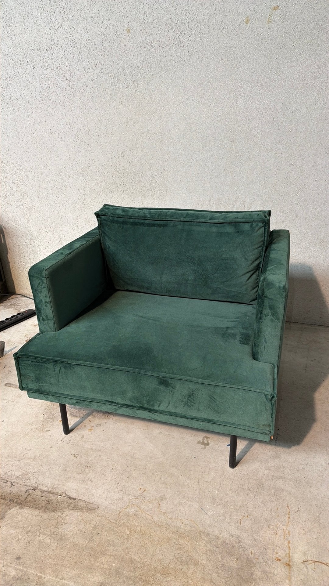 Uitverkoop - Chaise Lounge Velvet Suede Dark Groen, Huis en Inrichting, Ophalen, Zo goed als nieuw
