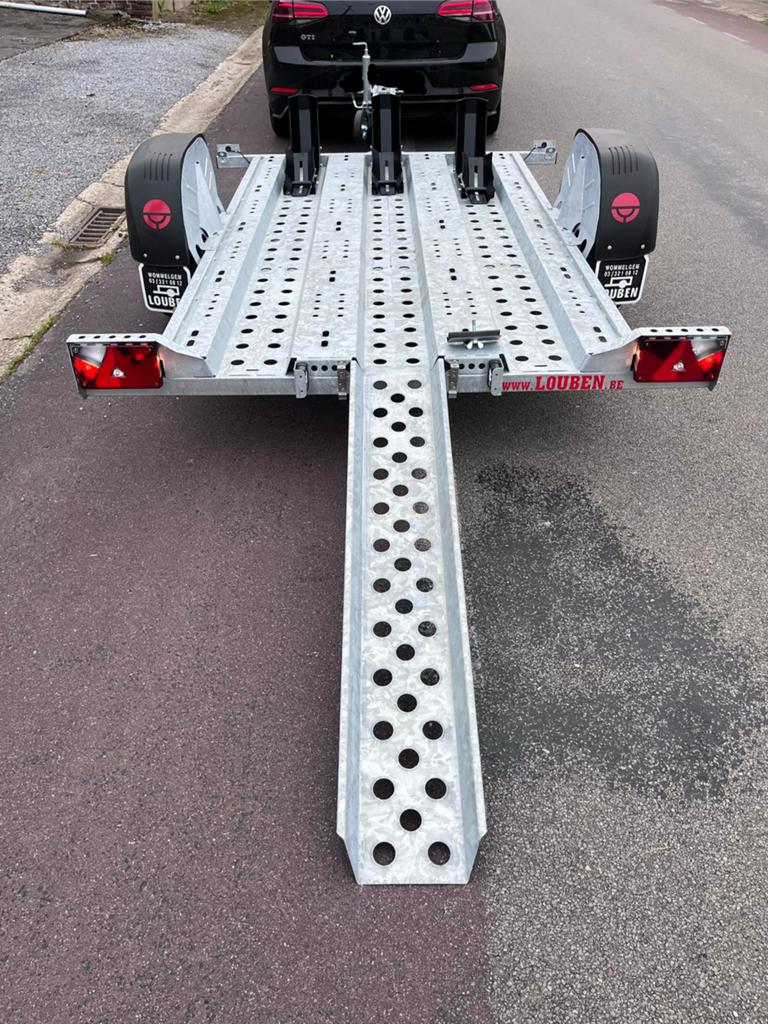 Motortrailer te huur! 1 tot 3 motoren, volledig uitgerust!, Ophalen, Zo goed als nieuw