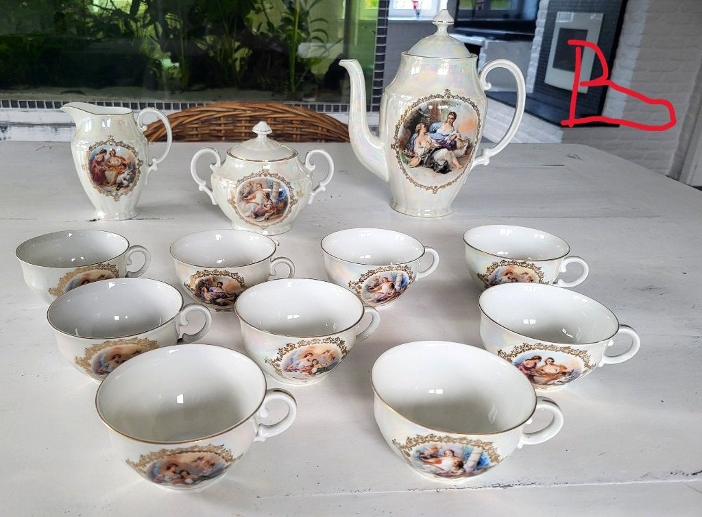 2 Koffieserviezen in zeer goede staat., Antiek en Kunst, Antiek | Servies compleet, Ophalen
