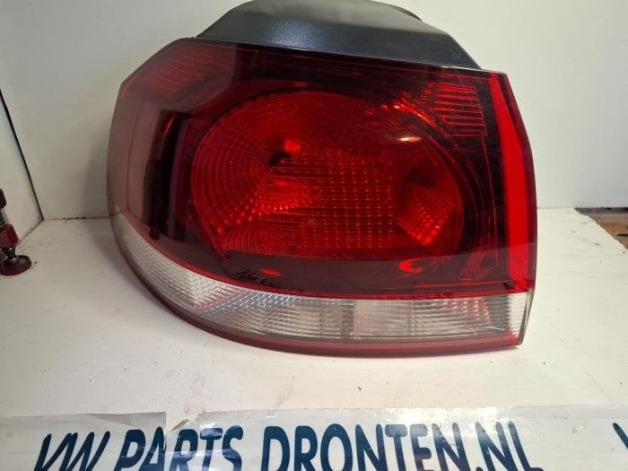 Feu arrière gauche d'un Volkswagen Golf, Volkswagen, -, 3 mois de garantie, Utilisé
