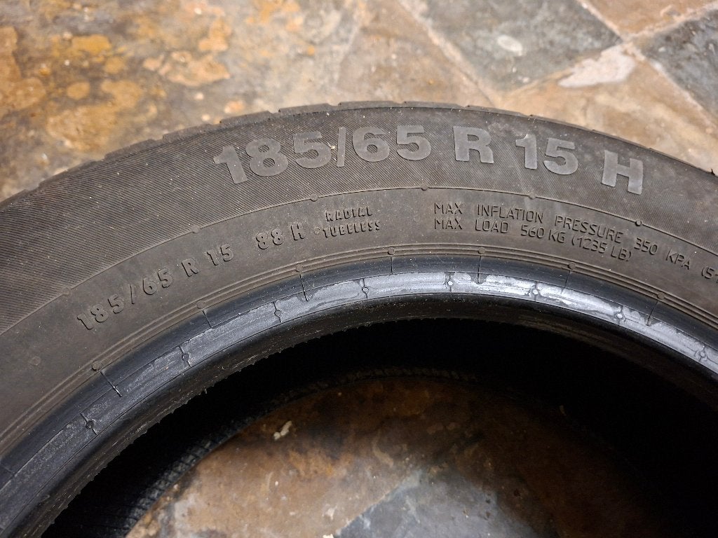4 pneus été Continental 185/65 R 15 H, Autos : Pièces & Accessoires, 15 pouces, Véhicule de tourisme, Pneus été, 185 mm