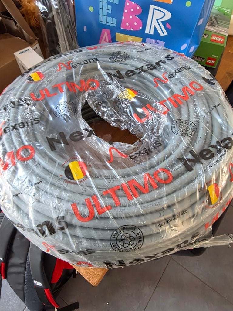 Câble electrique nexans 100m 3g2.5 neuf, Enlèvement, Neuf, Câble ou Fil électrique