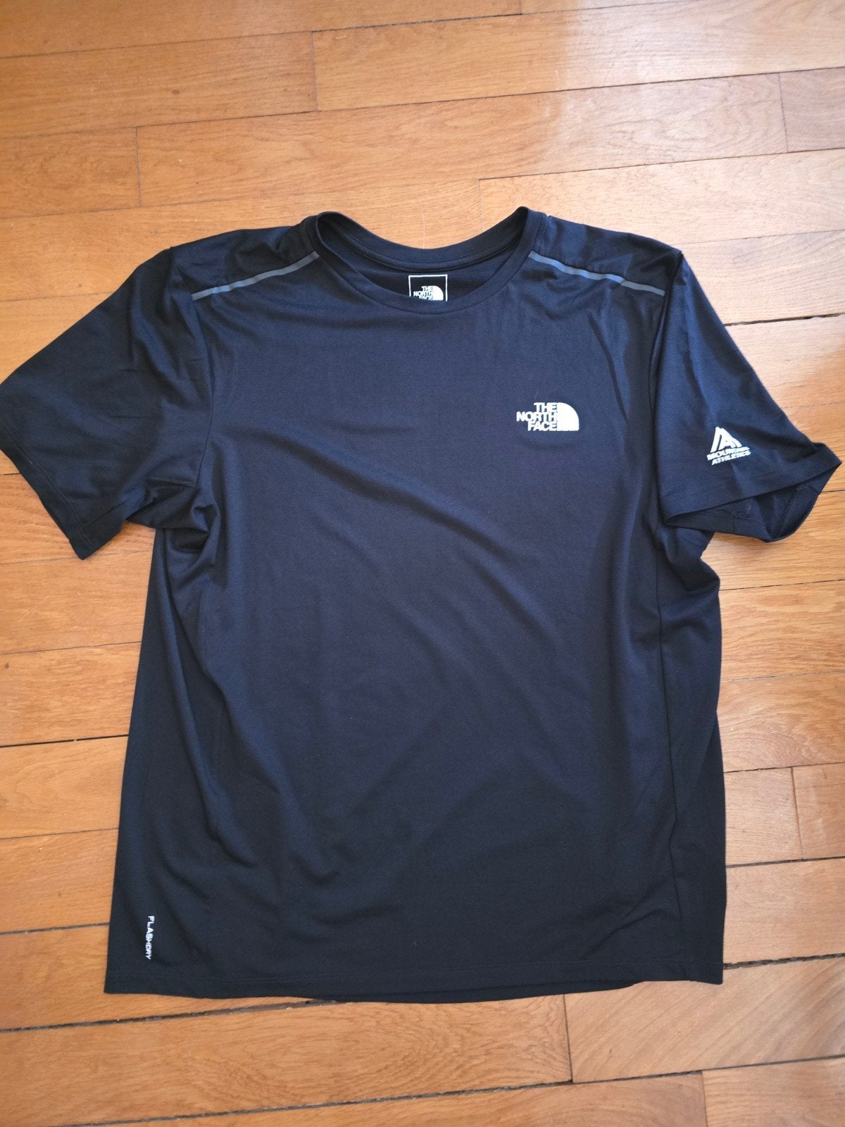 T shirt homme L The north Face TNF Mountain Athletics, Kleding | Heren, Sportkleding, Ophalen