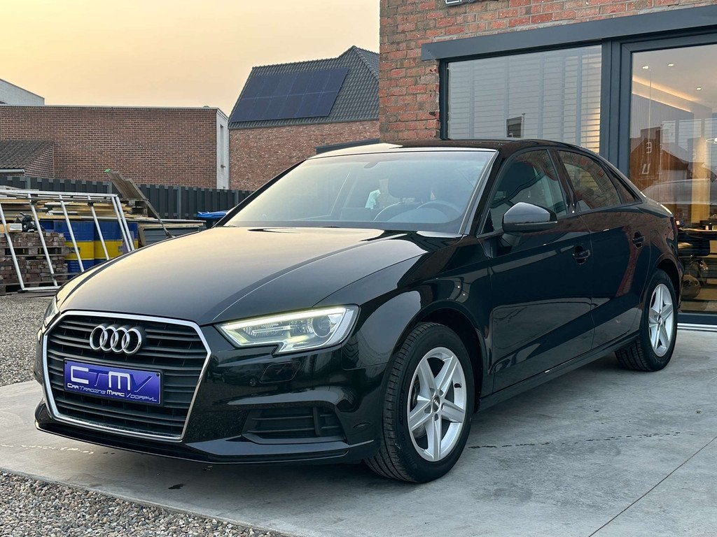 Audi A3 Limousine 1.5TFSi Leder - Navi - Xenon - Trekhaak!, Cuir, Achat, Noir, 1394 kg