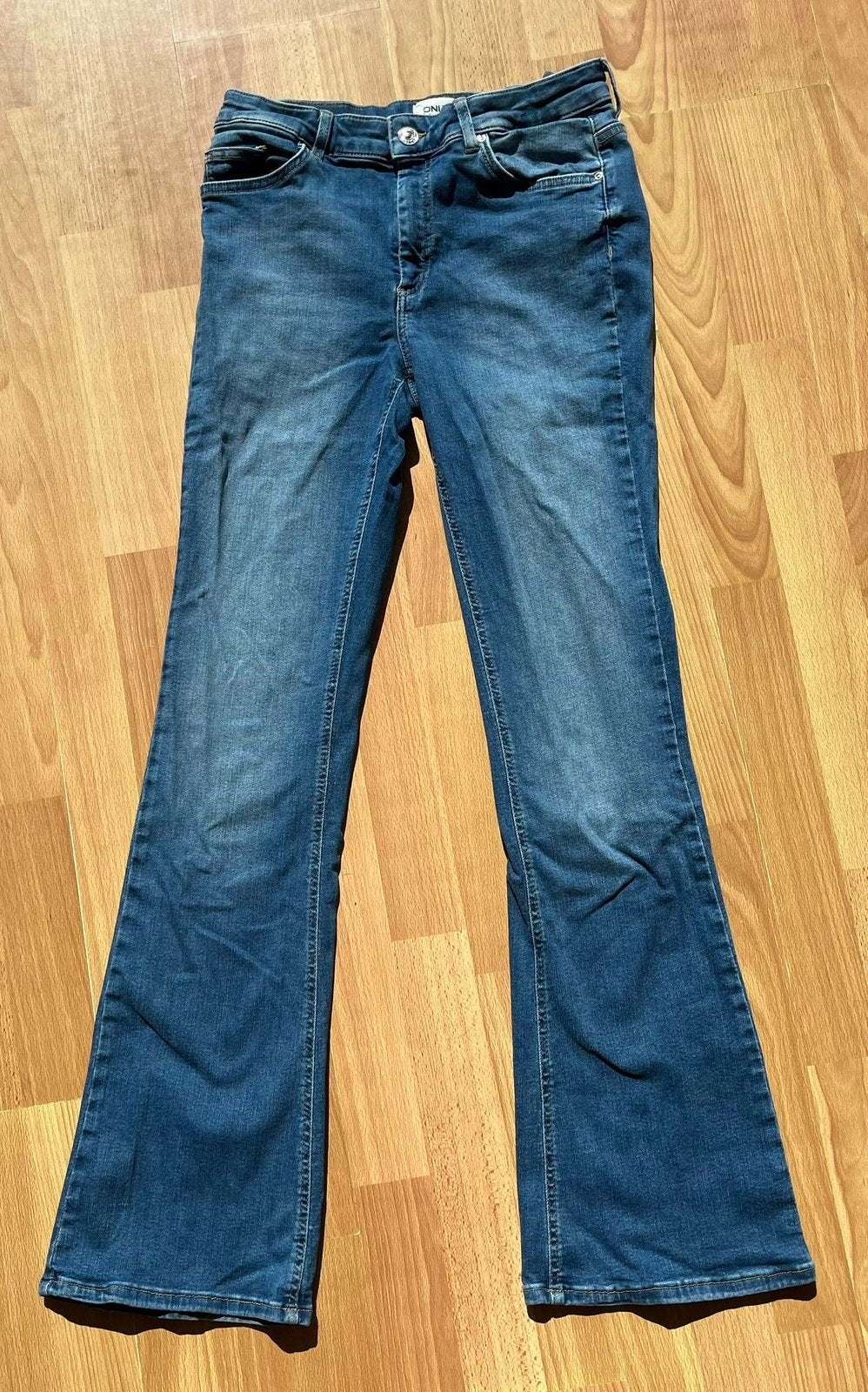 Pantalon pattes d’éléphants, Envoi, Porté, Bleu