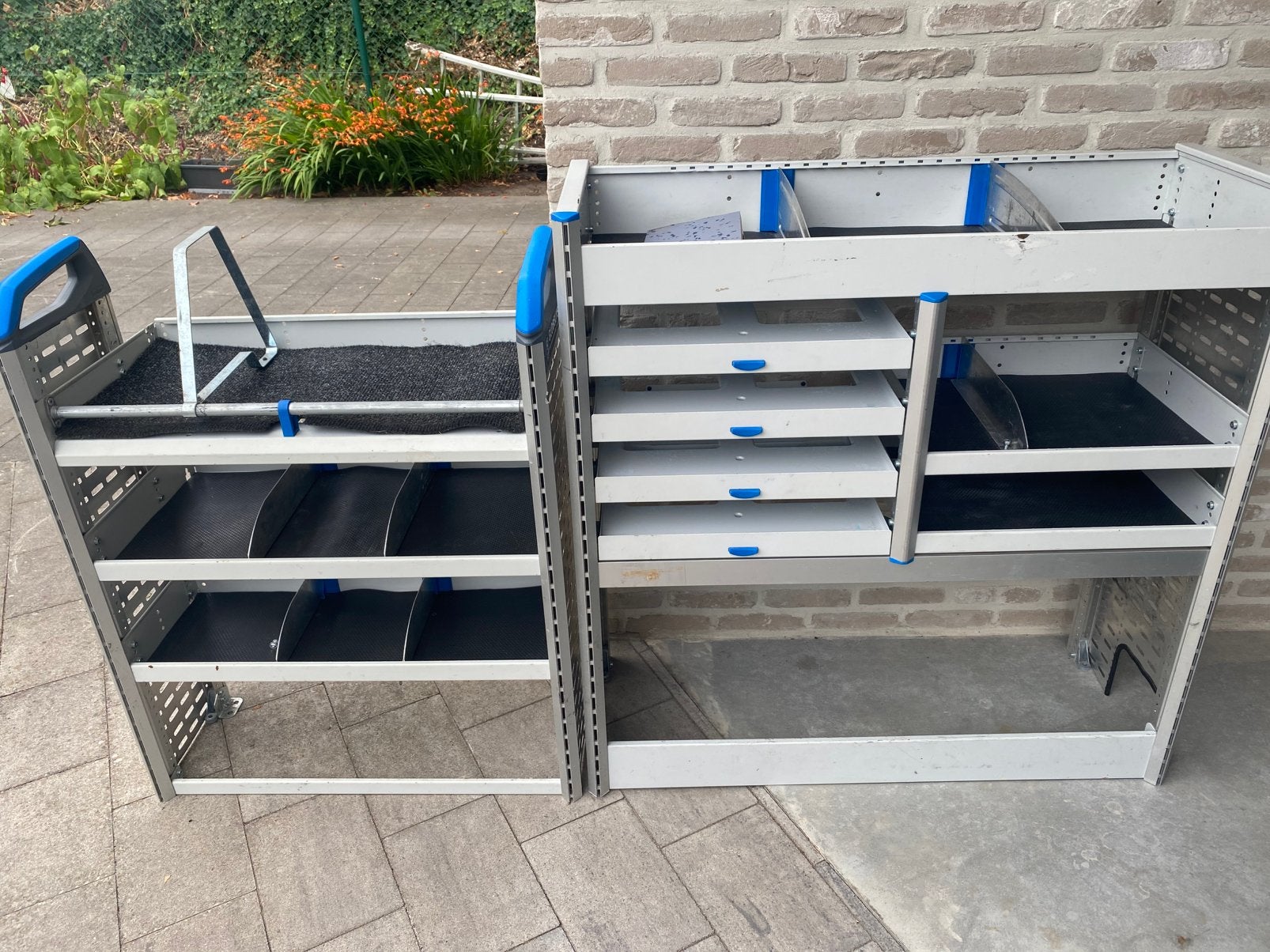 Sortimo bestelwagen inrichting, Ophalen