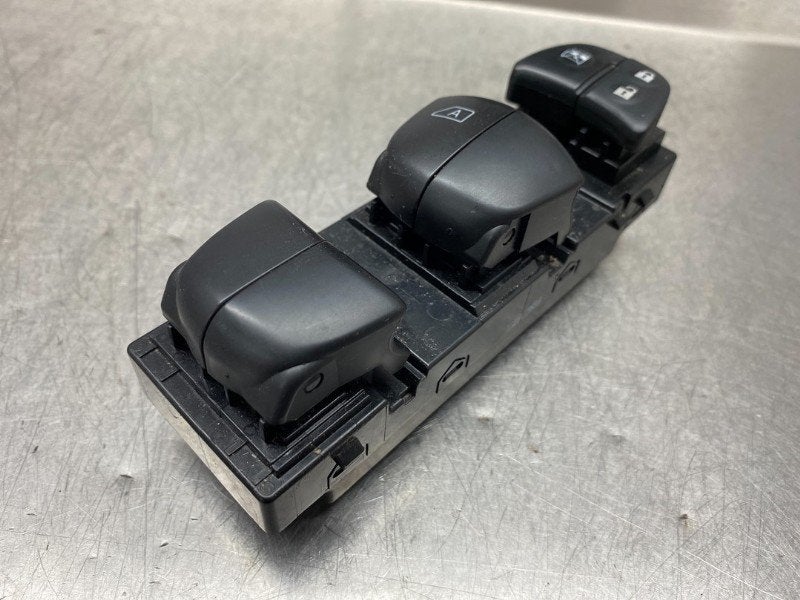COMMUTATEUR VITRES ELECTRIQUES Nissan Qashqai (J11), Utilisé, Nissan