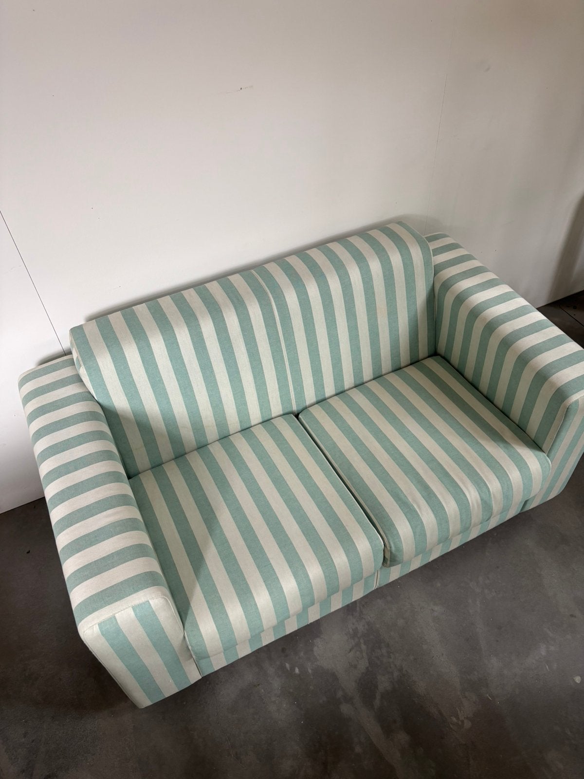 Vintage 2-zit bankje, Huis en Inrichting, Zetels | Zetels en Chaises Longues, Ophalen, Gebruikt