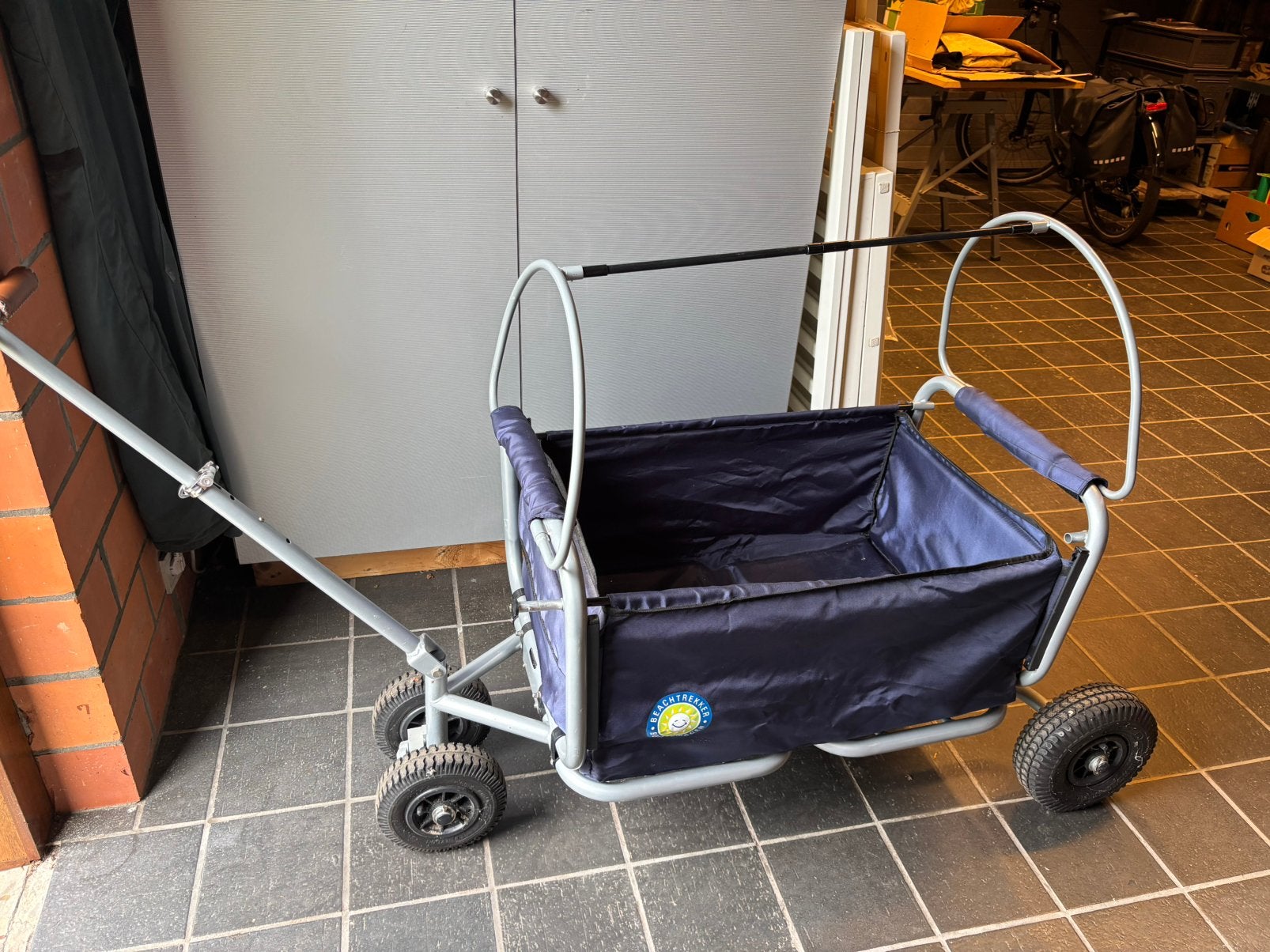 Opvouwbare bolderwagen ‘Beach Trekker’, blauw, Ophalen, Zo goed als nieuw