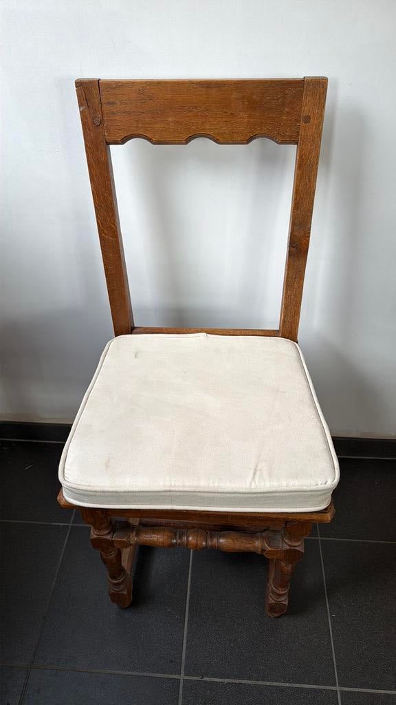 Antieke stoel met kussen - 4 stuks, Ophalen