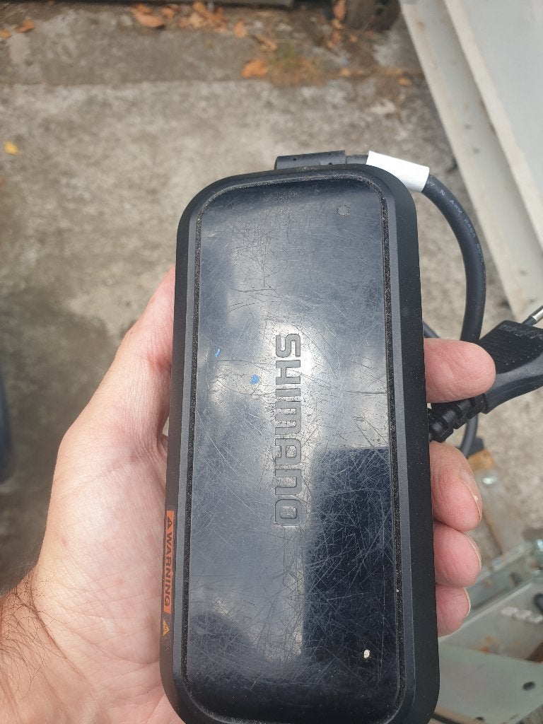 Chargeur Shimano EC-E6002, Vélos & Vélomoteurs, Enlèvement ou Envoi, Utilisé, SHIMANO