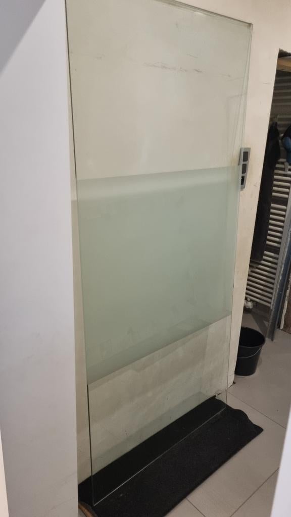 Glazen douchewand, Ophalen