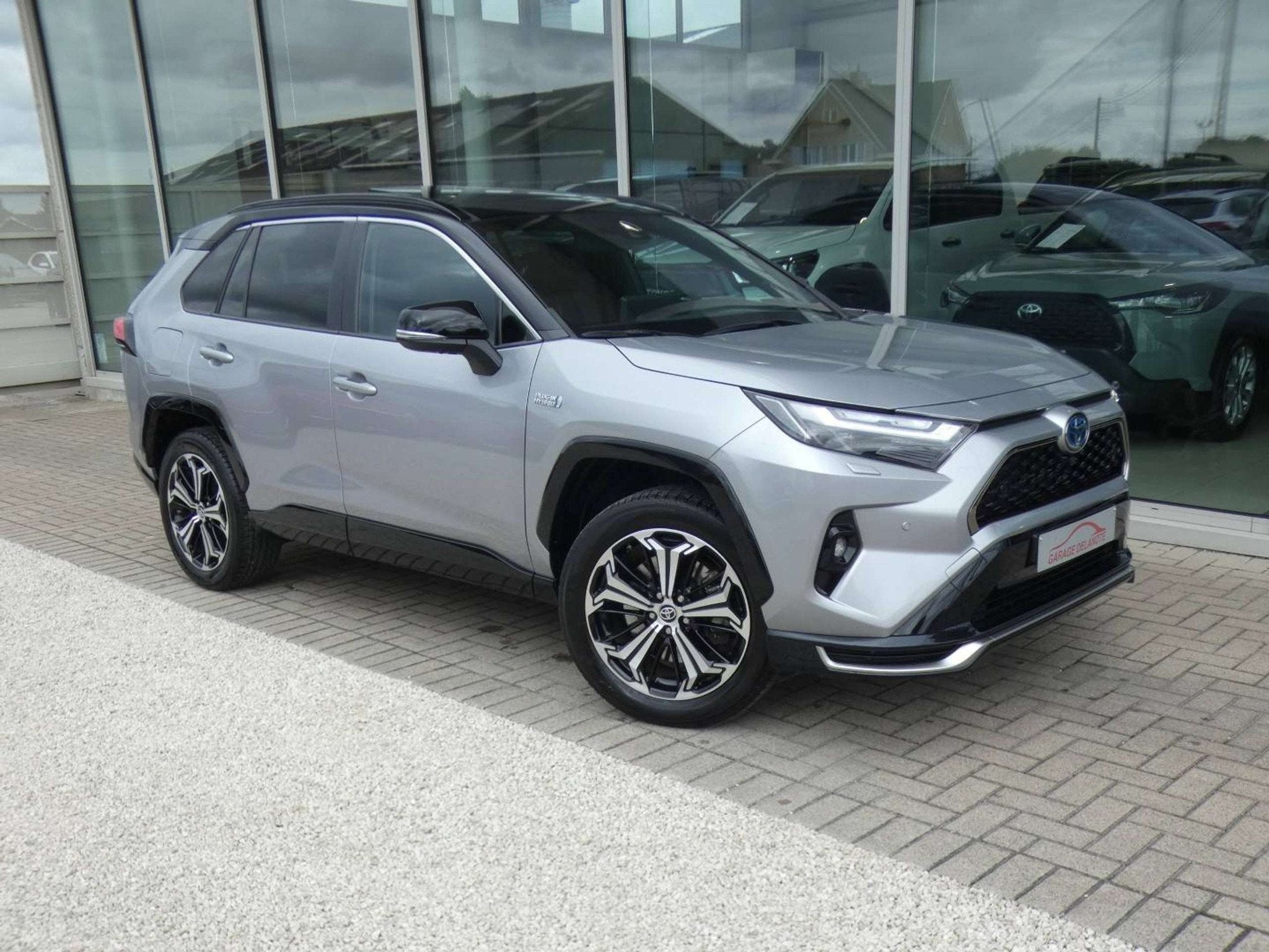 Toyota RAV4 *PLUG-IN* AWD Style Plus +PANO/OPEN DAK +TREKHAA, Autos, Cuir, Argent ou Gris, 2487 cm³, 306 ch