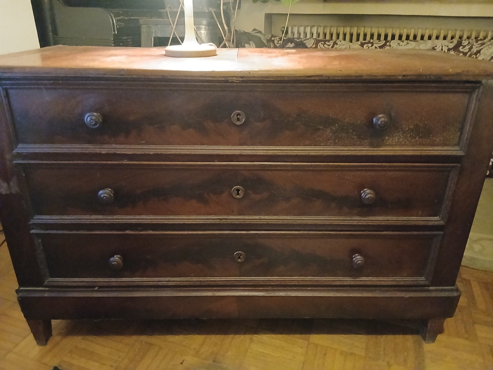 Commode ancienne en bois massif - 3 tiroirs - Style rustique, Maison & Meubles, Armoires | Commodes, 3 ou 4 tiroirs, Moins de 100 cm