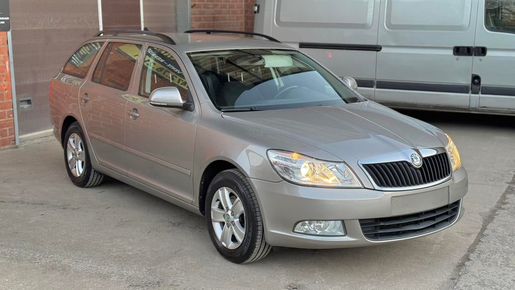 Skoda Octavia 1.4i 2012 Jantes GPS ClimAuto Boite 6, Autos, 122 kW, Euro 5, Achat, Entreprise