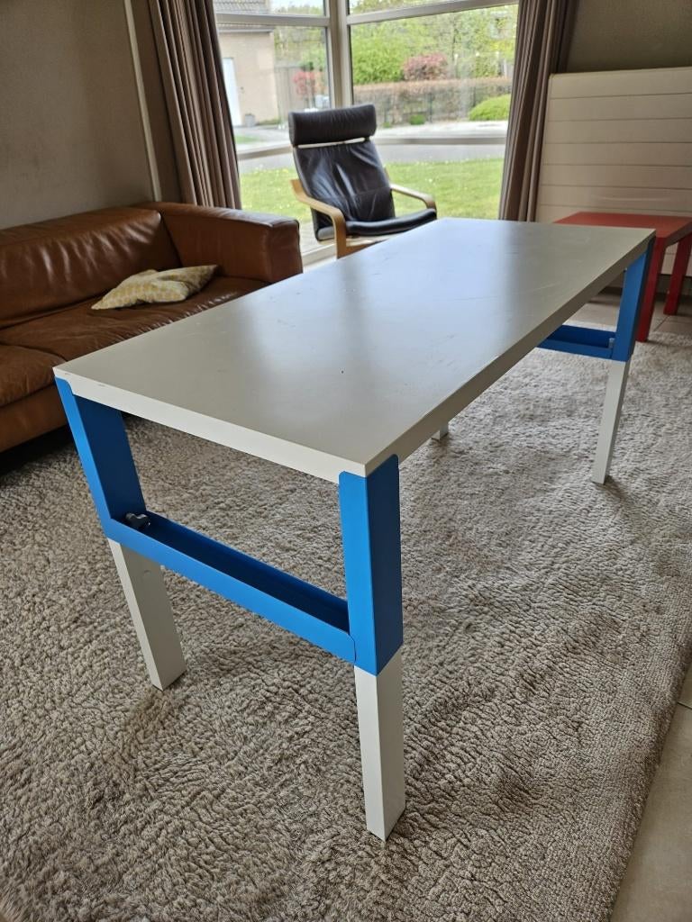 Bureau voor kinderen, Huis en Inrichting, Ophalen, Gebruikt, Hout, 128 cm