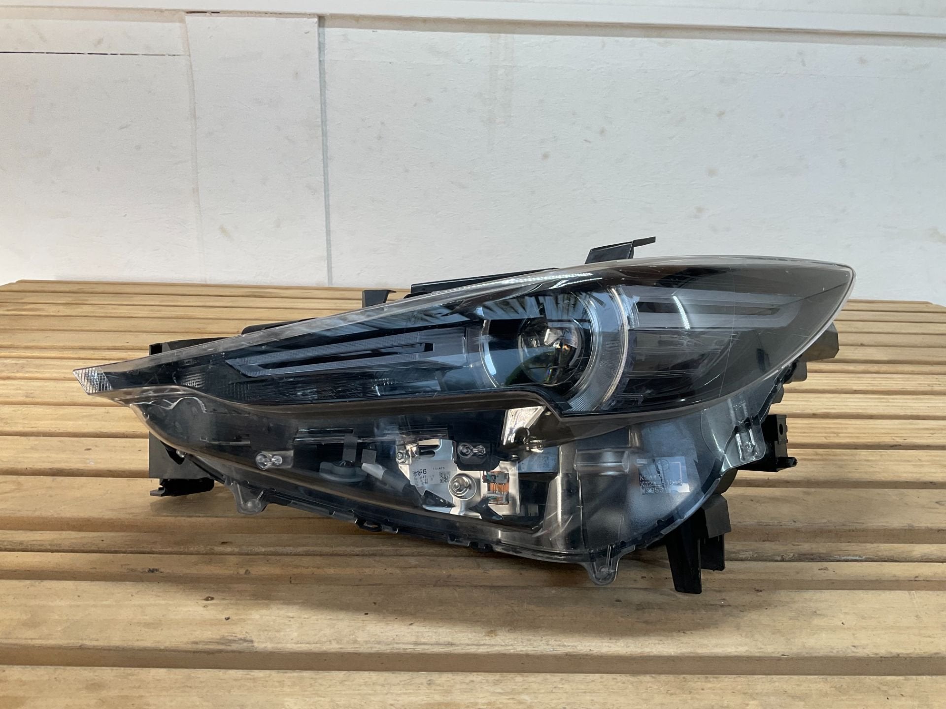 Koplamp Mazda CX-5 CX5 Links LED KB8P 51 040, Gebruikt, Shinchi, Fuchu-Cho 3-1
730-8670  Hiroshima, Mazda Motor Corporation, Info@mazda.co.jp