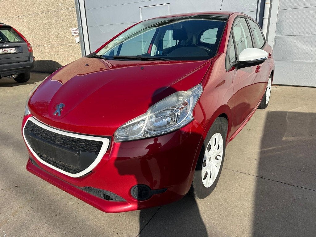 Peugeot 208 AIRCO BENZINE MOTOR 0KM, Auto's, Voorwielaandrijving, Dealer onderhouden, 4 cilinders, Bedrijf