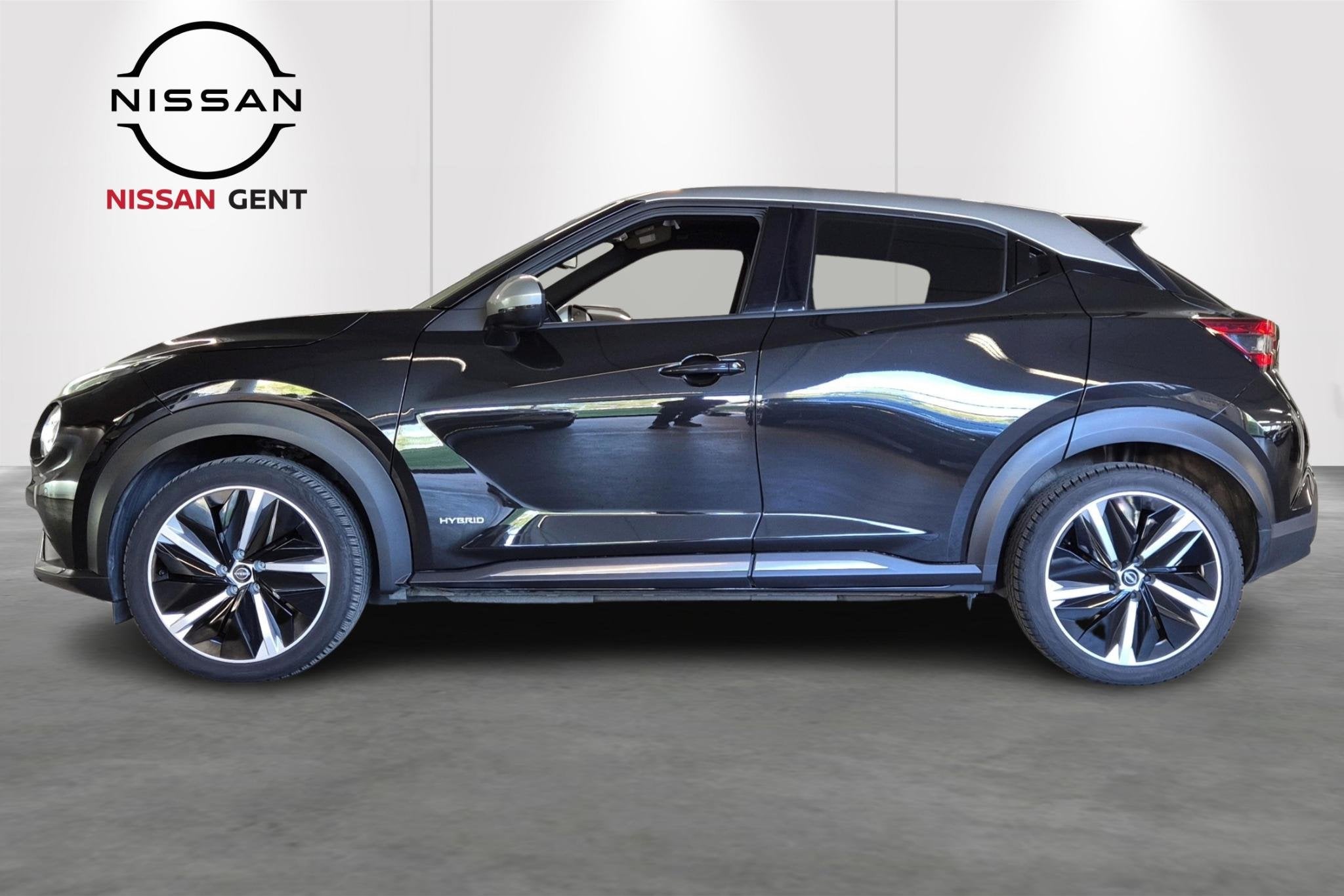 Nissan Juke 1.6 Hybrid 145 N-Design Automaat/Navigatie/Parke, Auto's, Stof, Gebruikt, 4 cilinders, https://public.car-pass.be/vhr/037eb2e6-ffd0-46f0-acd7-4ab4a83fb666