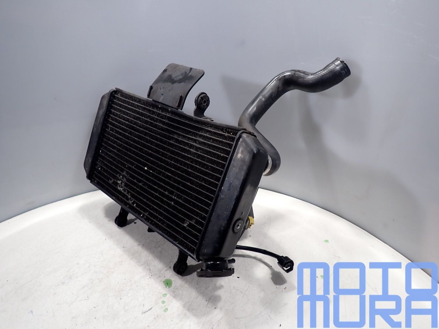 Suzuki DL 650 V-Strom 2004 - 2011 : radiateur pour V-Strom D, -, Utilisé, -, -