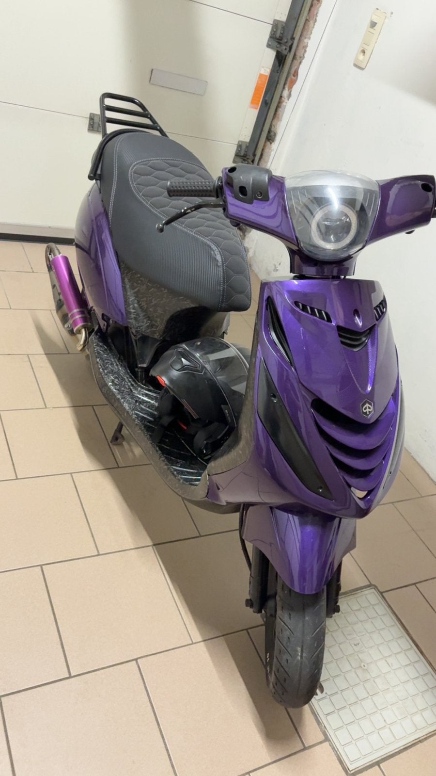 Te ruil voor iets sneller, Fietsen en Brommers, Scooters | Piaggio, Ophalen, Tweetakt, Nieuw, Klasse A (25 km/u)
