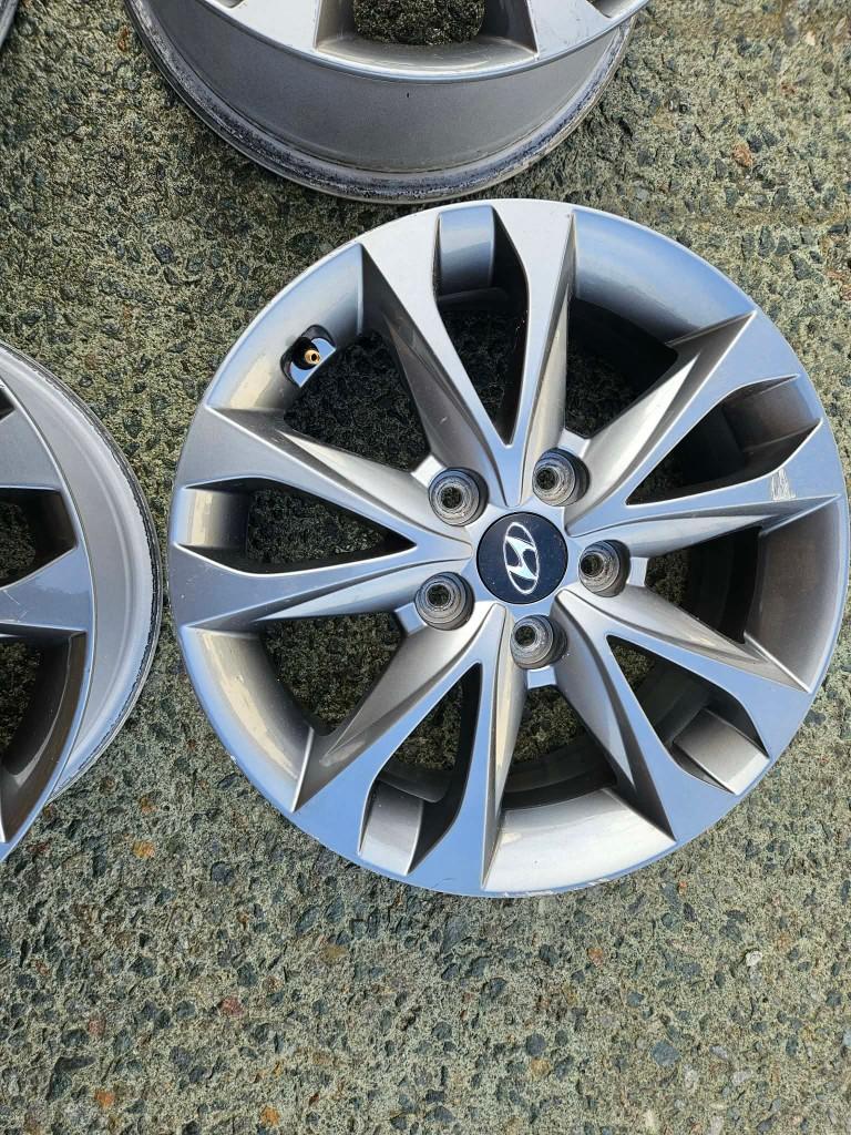 4 jantes Hyundai  IX35 en 16 " 5X114.3, Auto-onderdelen, Banden en Velgen, Ophalen, 16 inch, Zomerbanden, Velg(en)