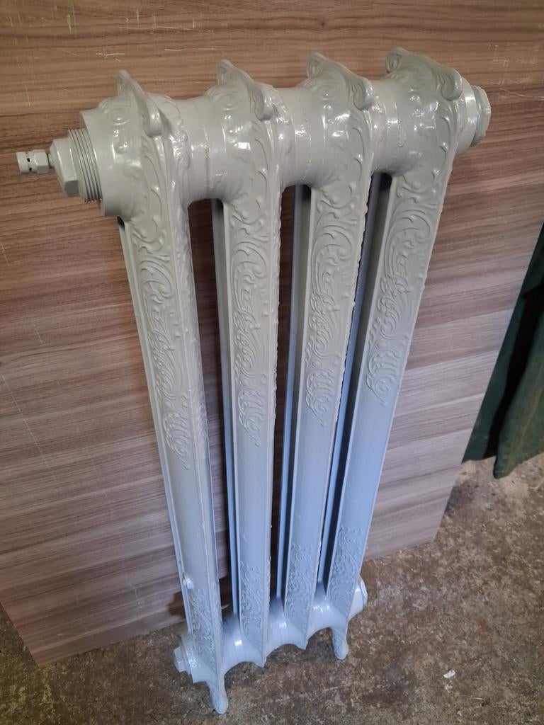 Gietijzeren radiator met bloem motief, Enlèvement ou Envoi, Radiateur