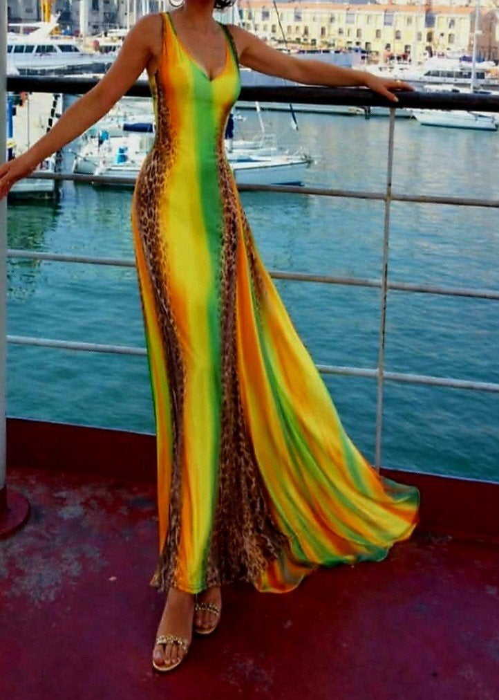 Belle robe d'été dans de nombreuses couleurs nouvelle, Envoi, Neuf, Taille 38/40 (M)