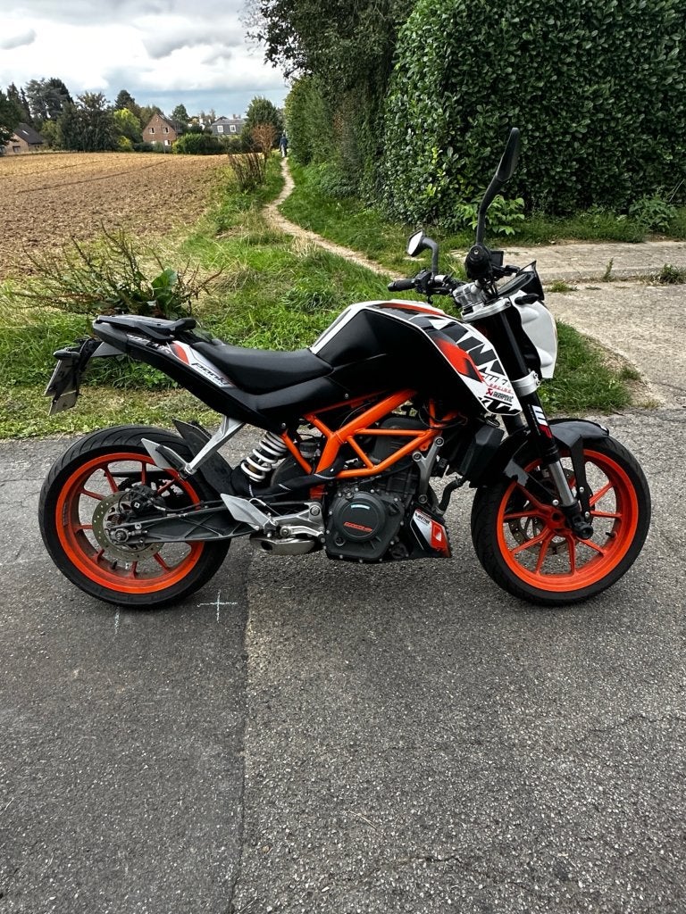 2017 KTM Duke 390, Occasion, Particulier, Permis Moto A2 minimum, 373 cm³
