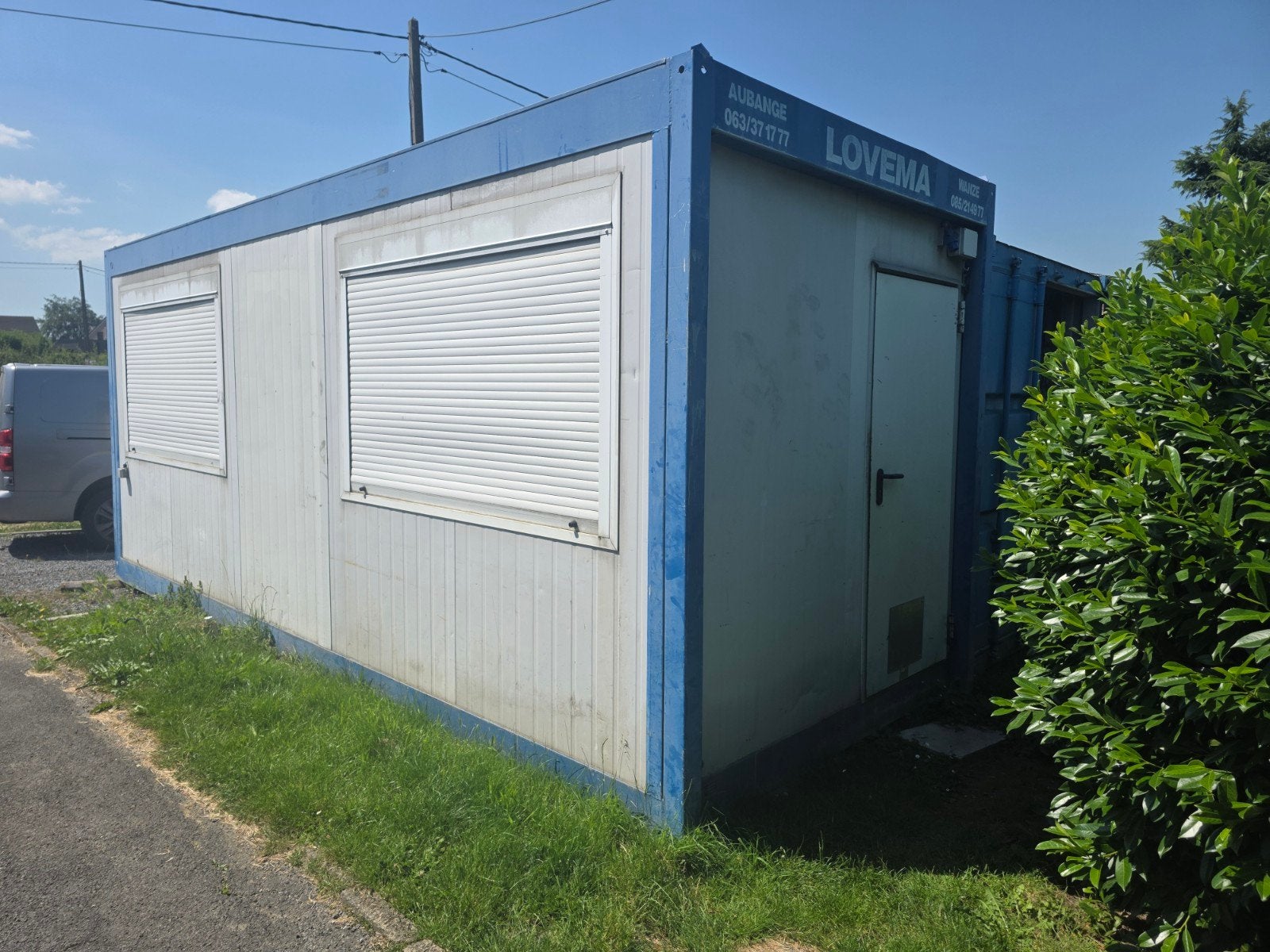 2 containers à vendre
