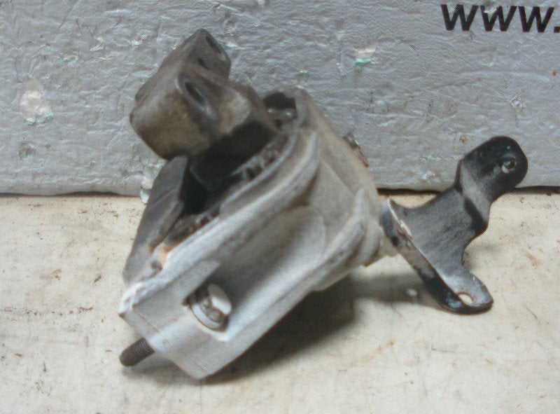 MOTORSTEUN RECHTS Caddy III (2KA,2KH,2CA,2CH) (1k0-199-262), Gebruikt, Volkswagen, Volkswagen AG, Kundenbetreuung@volkswagen.de