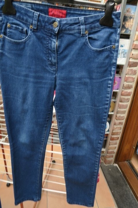 Jeans blauw Scapa jeans mt 38, Kleding | Dames, Blauw, Ophalen of Verzenden, Zo goed als nieuw, W30 - W32 (confectie 38/40)