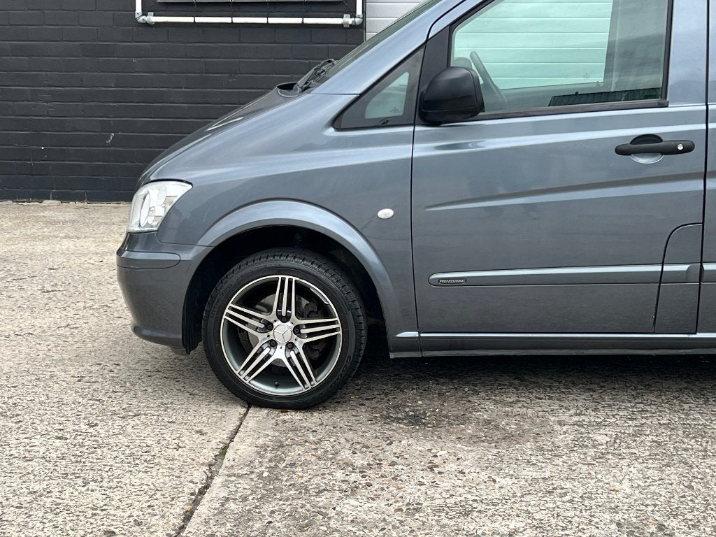 Mercedes vito lang / 105,000km / AUTOMAAT / 2013 / 3zit, Auto's, Automaat, Mercedes-Benz, Bedrijf, Diesel