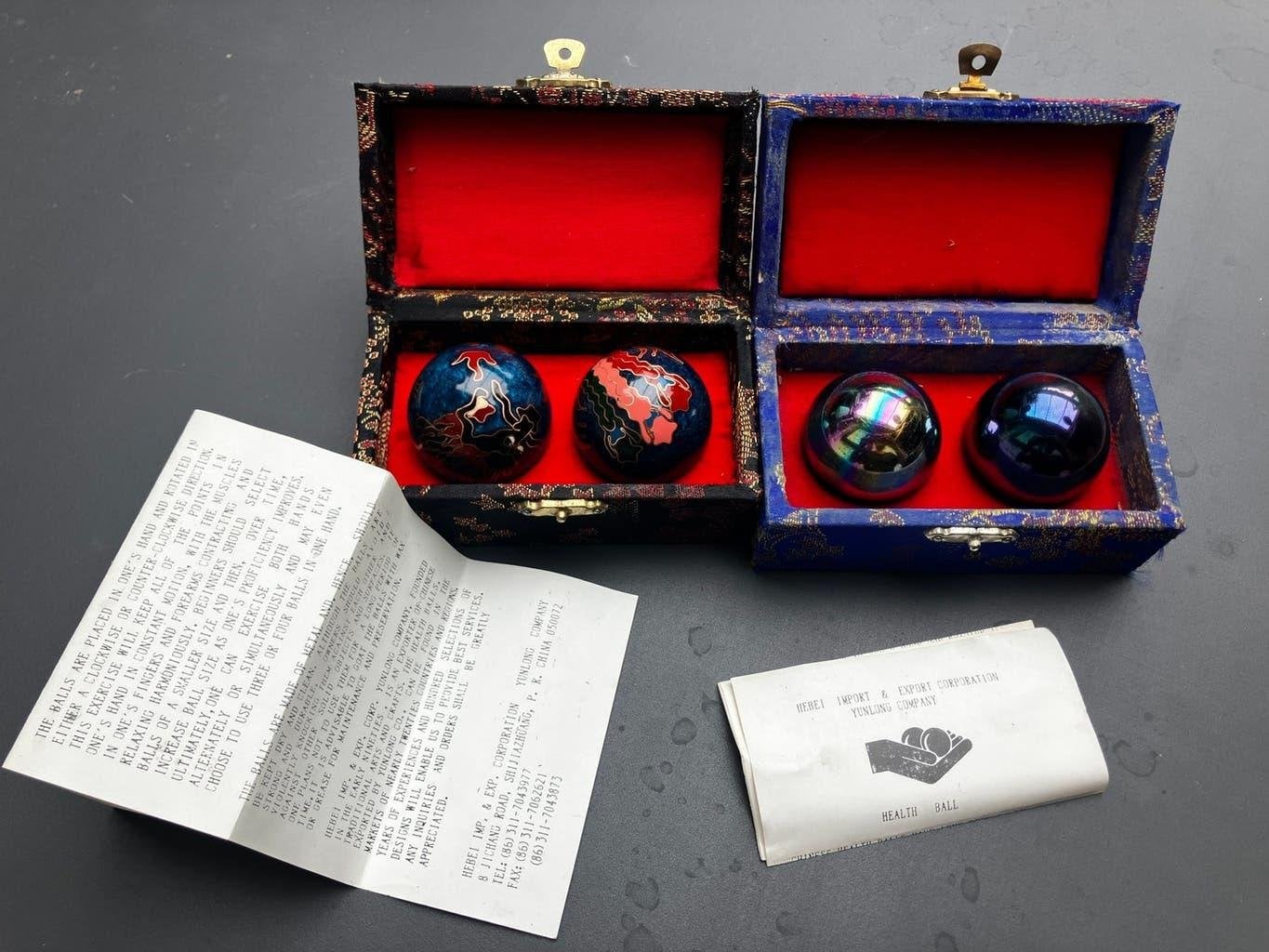 Mediaankogels baoding bal meditatie meridiaan in box, Sport en Fitness, Ophalen