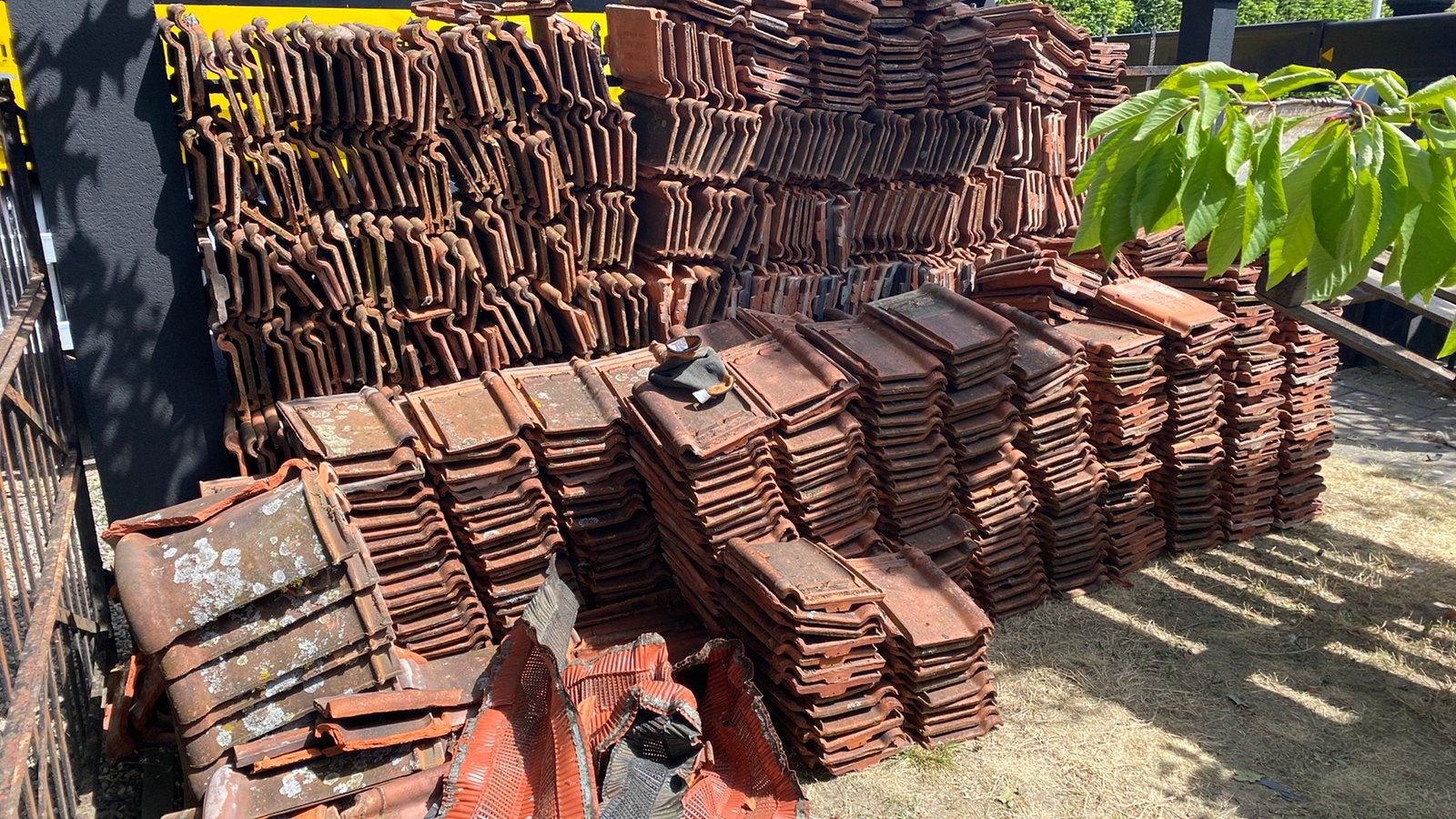Sterreberg dakpannen., Doe-het-zelf en Bouw, Ophalen, Gebruikt, Steen of Klei, 15 m² of meer